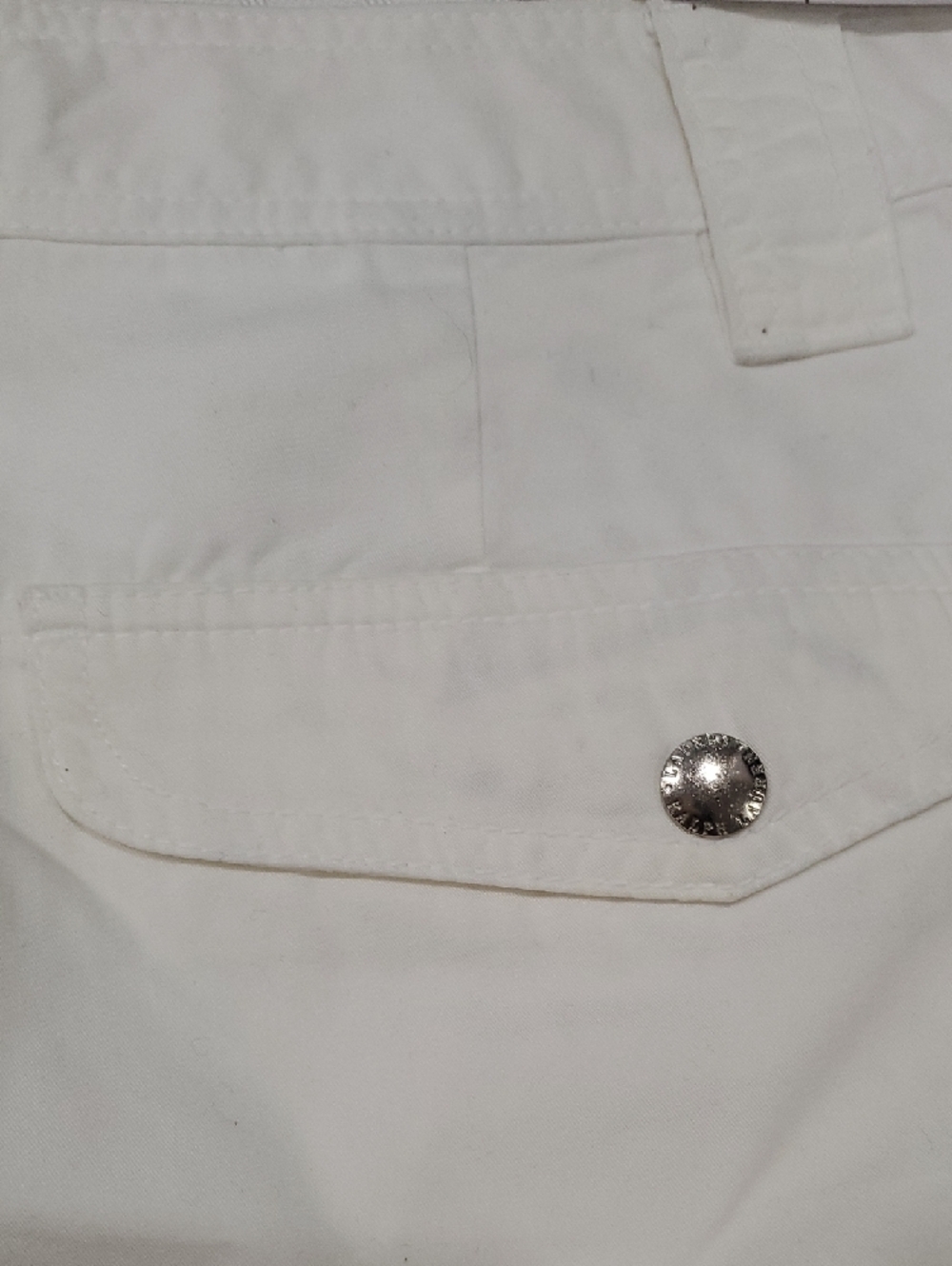 Lauren Ralph Lauren White Bermuda Pocket Shorts - Picture 10 of 13